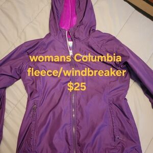 Woman's Columbia fleece windbreaker